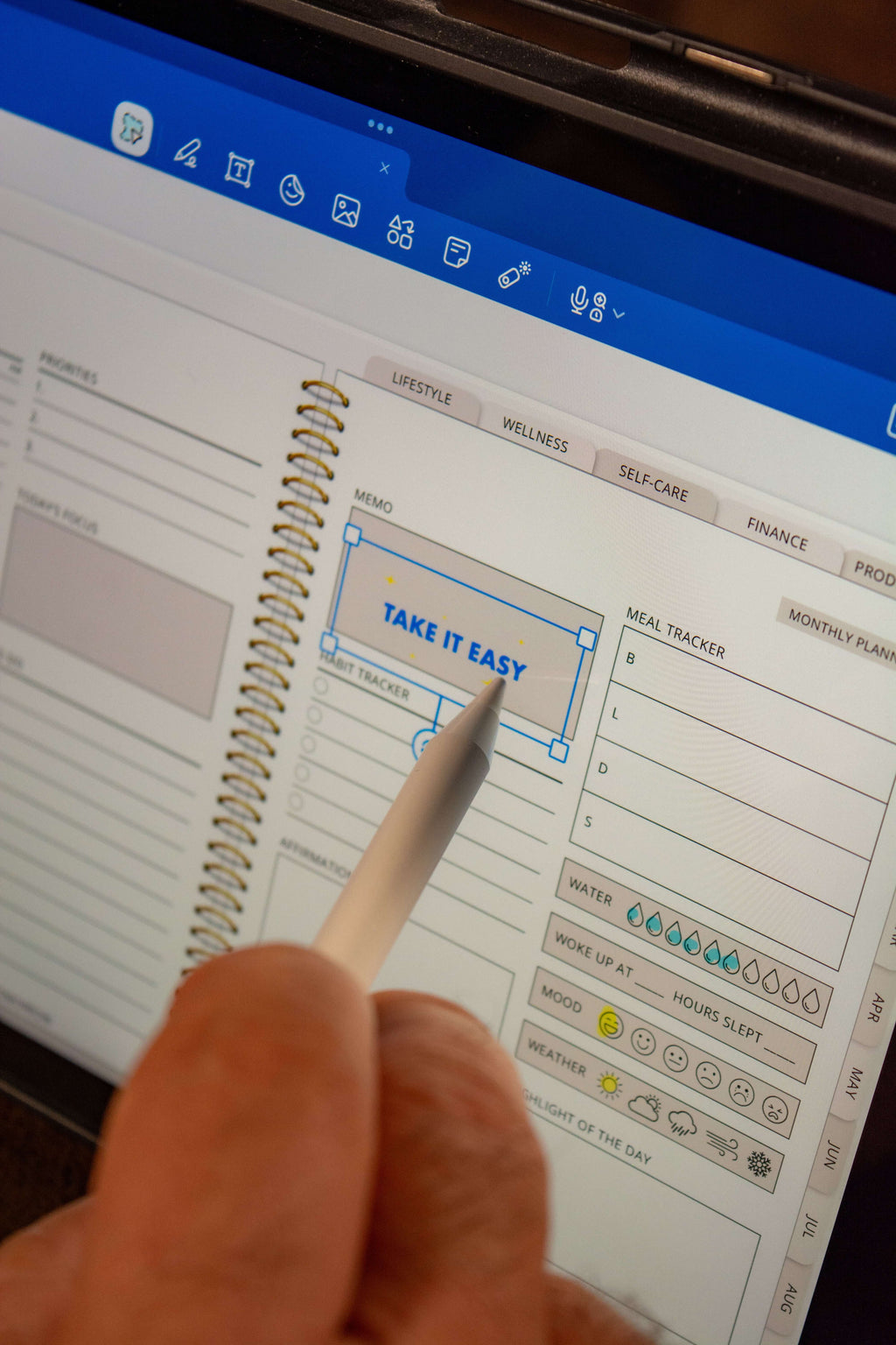 PLANNER MENSIL digital planner edited with a stylus for efficient organization